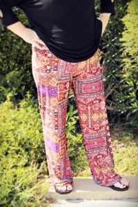 Super comfortable and really fast to make, this comfy stretch pants pattern comes in two lengths, two waistbands, two width options, and sizes XXS to 5XL.