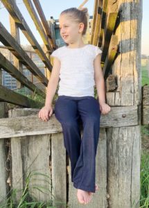 Super comfortable and really fast to make Pippa Pants, a children's comfy pants pattern with two lengths, and two waistband and two width options.