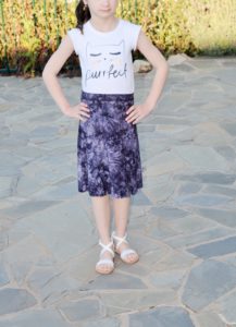 What sews up quicker than you can say “ladies jersey skirt sewing pattern”? Not quite this Stevie skirt but it does come in at a very close second!