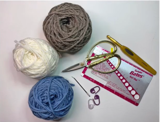 How to crochet a scarf